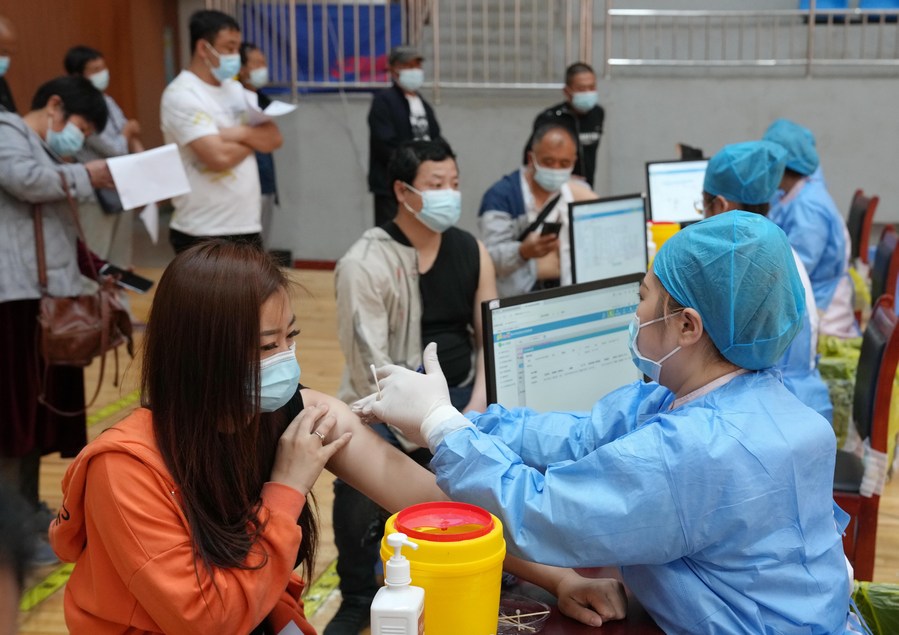 China reaches 40% vaccine coverage, aims for 80% by year-end